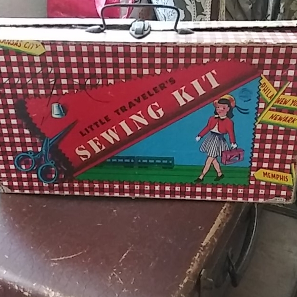 Vintage Little Travelers Sewing Kit